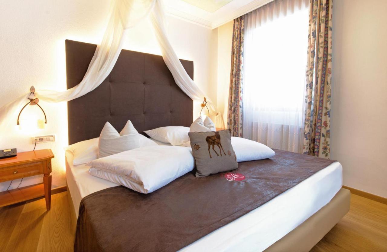 Hotel Engel Sluderno Chambre photo